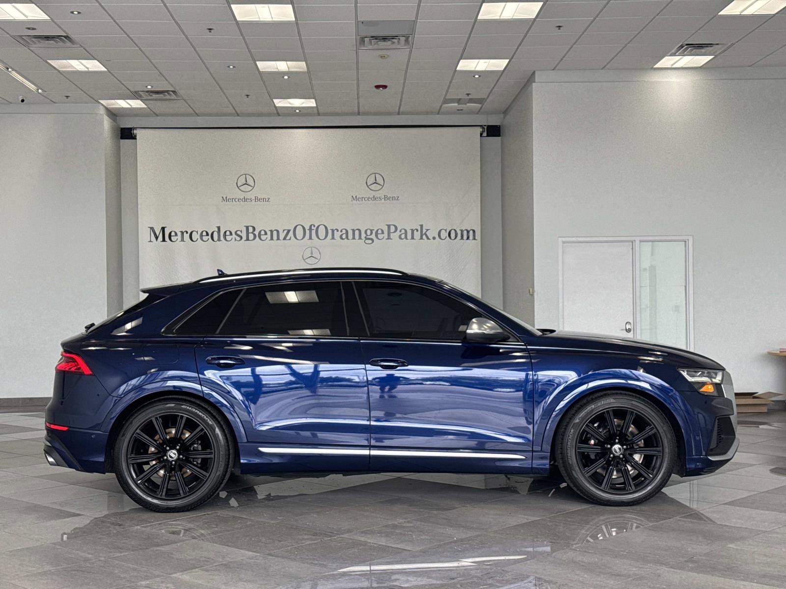 Used 2021 Audi SQ8 Premium Plus w/ Driver Assistance Package AWD/4WD image 3