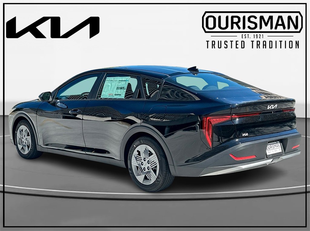 New 2025 Kia K4 LX image 3