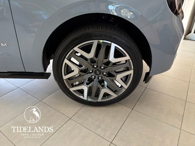 New 2026 Ford Expedition Platinum w/ Platinum Ultimate Package image 31