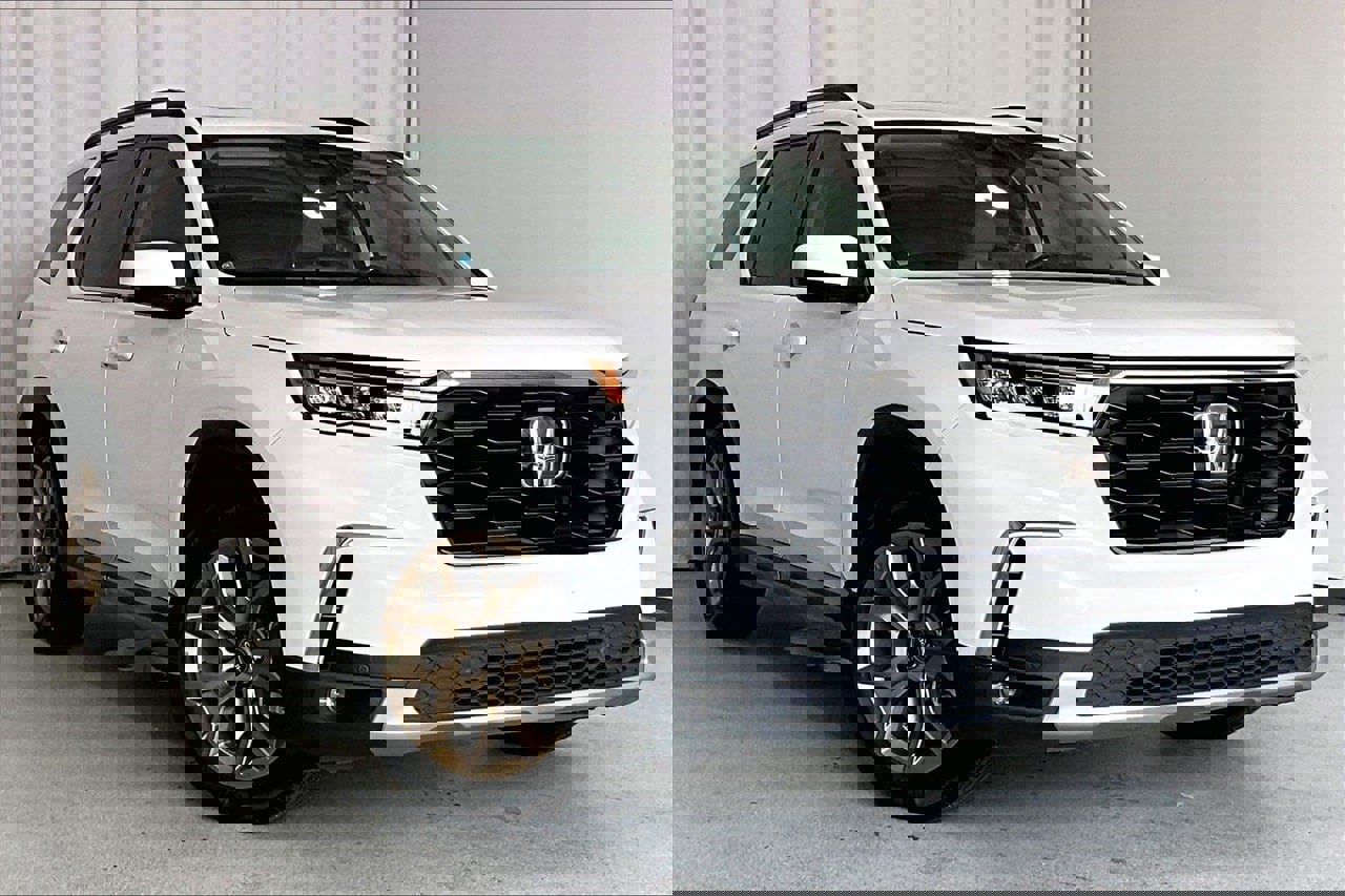 Used 2024 Honda Pilot Touring image 34