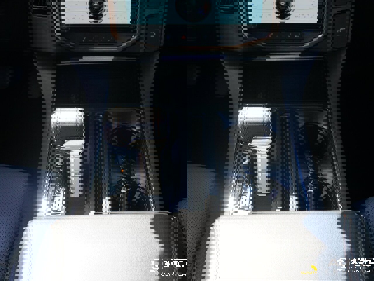 Used 2023 Ford F150 Lightning Lariat image 21