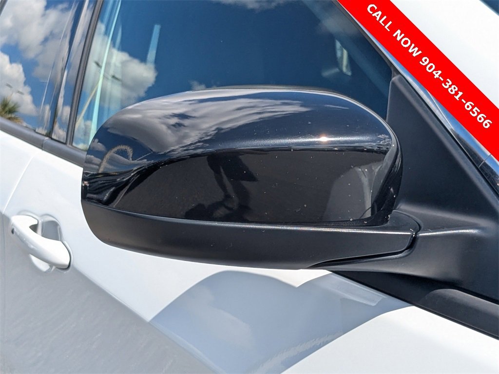 Used 2024 Jeep Compass Latitude image 10