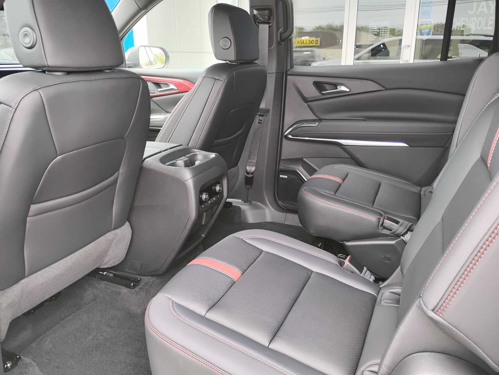 New 2026 Chevrolet Traverse RS FWD image 26