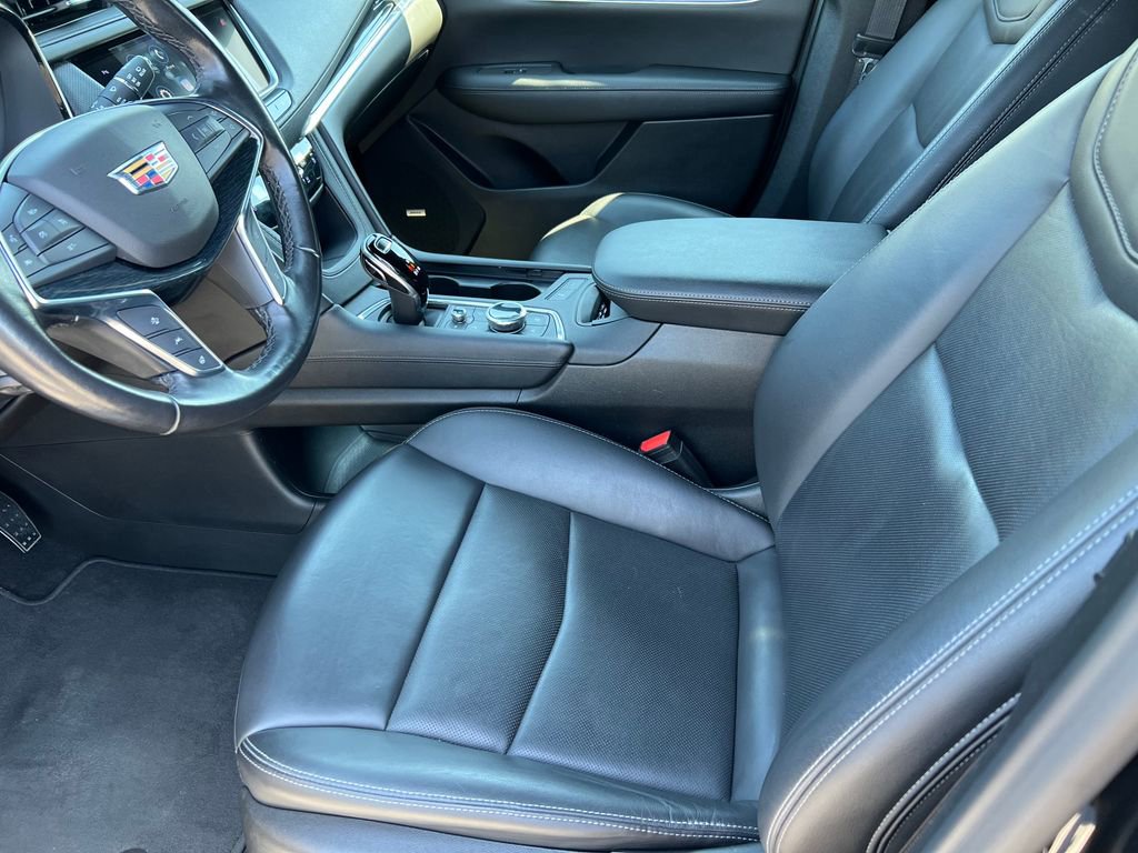 Used 2020 Cadillac XT5 Premium Luxury image 10