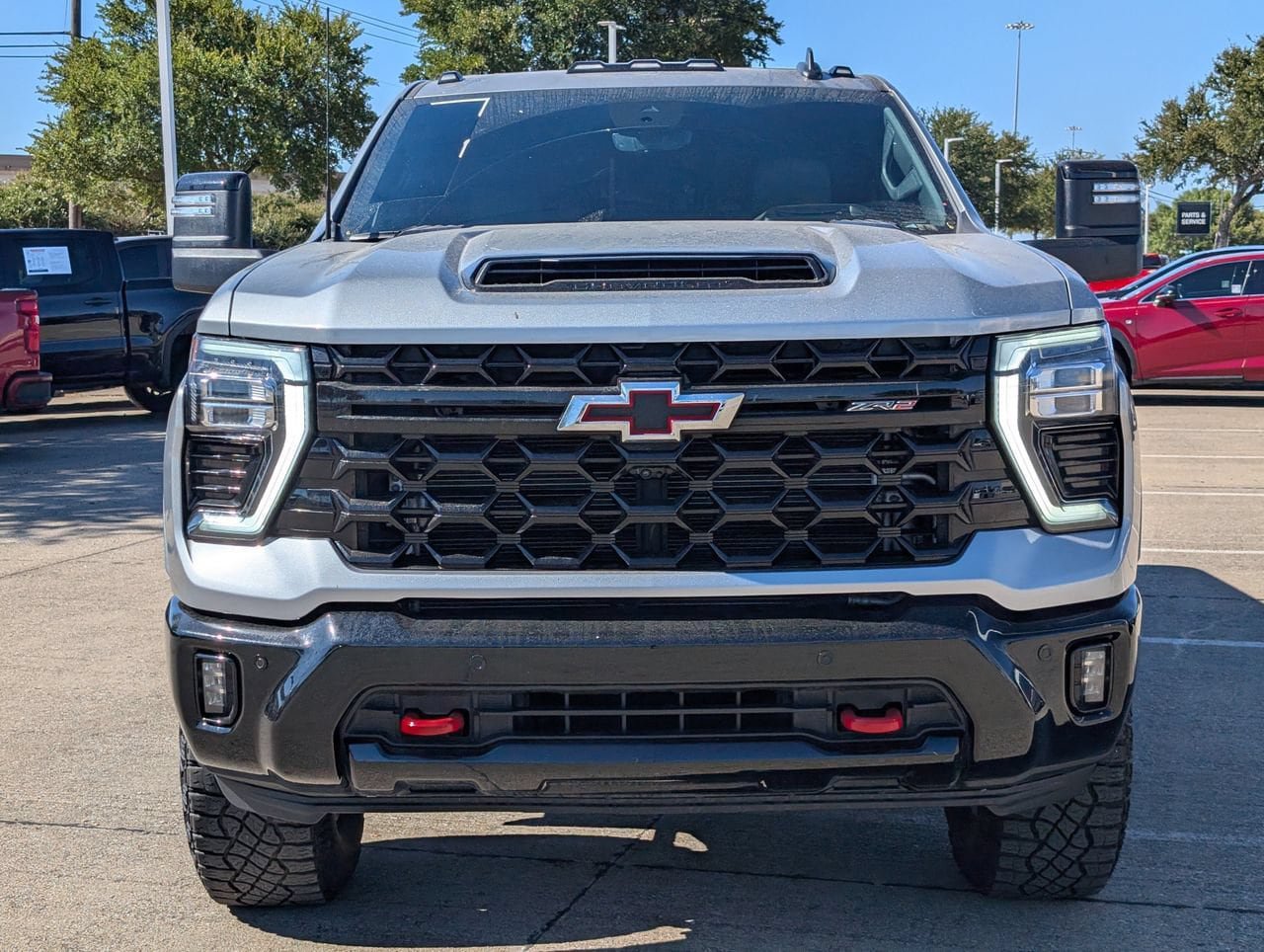 Used 2025 Chevrolet Silverado 2500 ZR2 w/ Technology Package AWD/4WD image 6