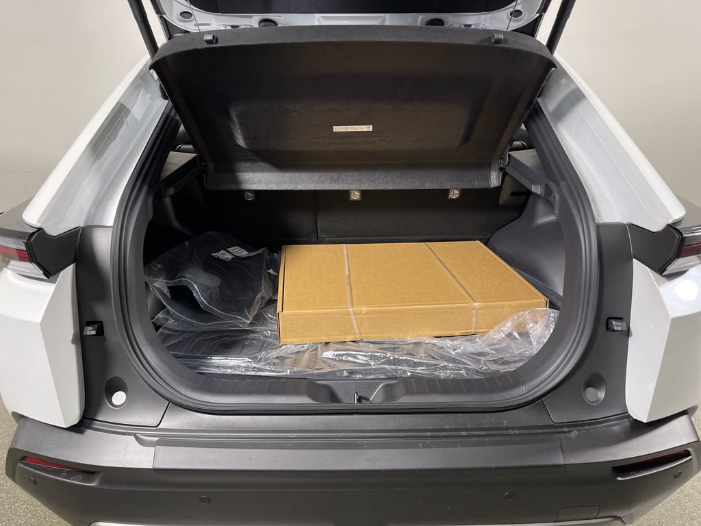 New 2026 Toyota C-HR AWD/4WD image 10