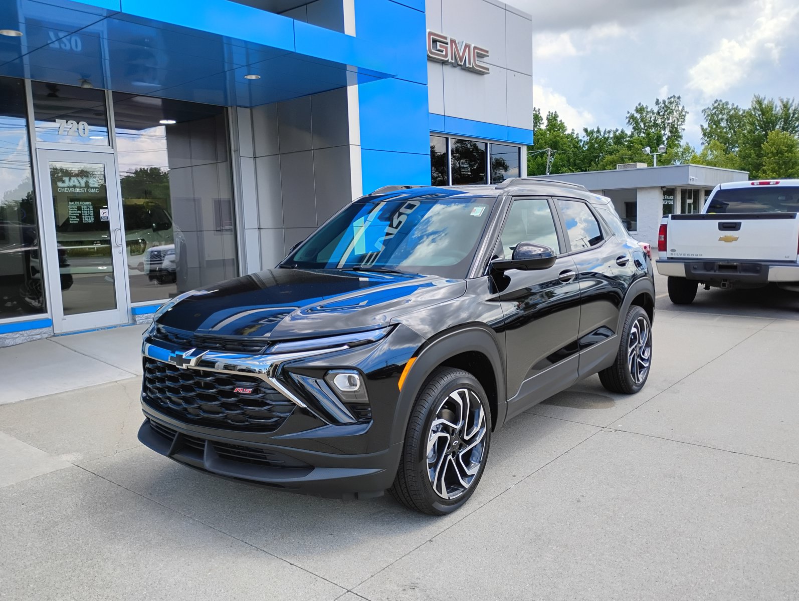 New 2026 Chevrolet TrailBlazer RS w/ Convenience Package AWD/4WD image 13