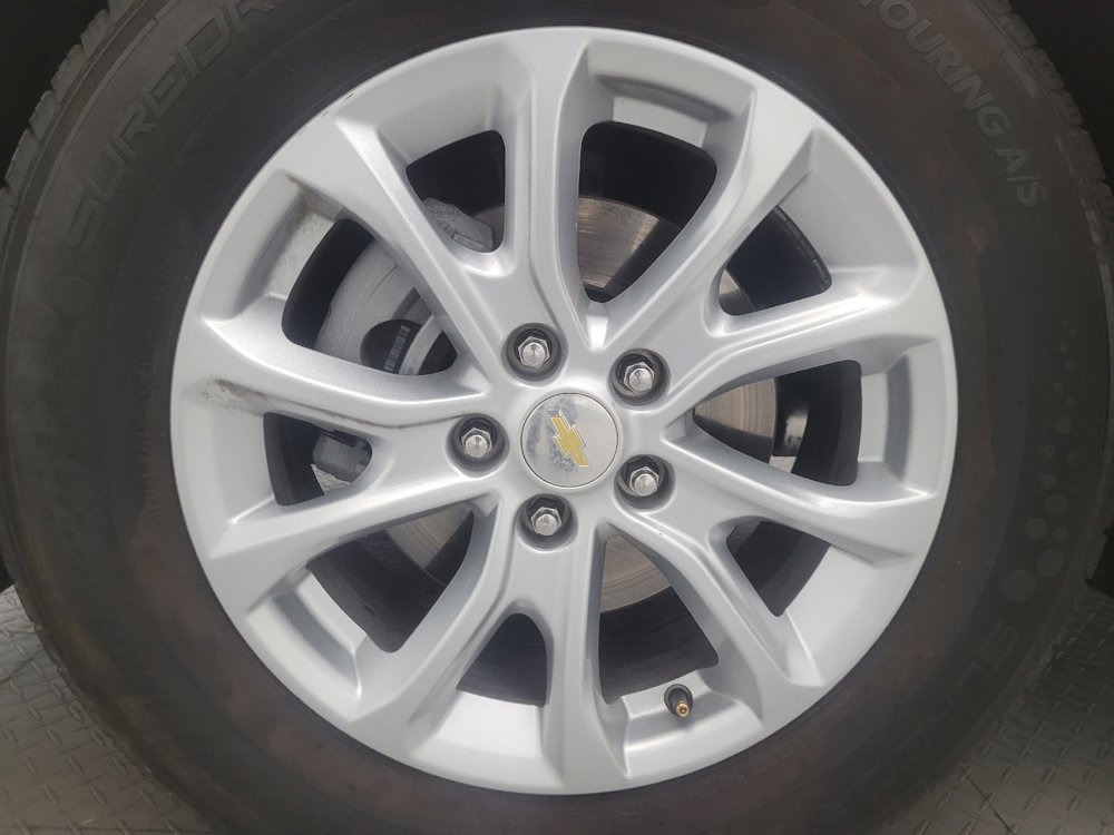 Used 2019 Chevrolet Equinox LS w/ LS Convenience Package image 31