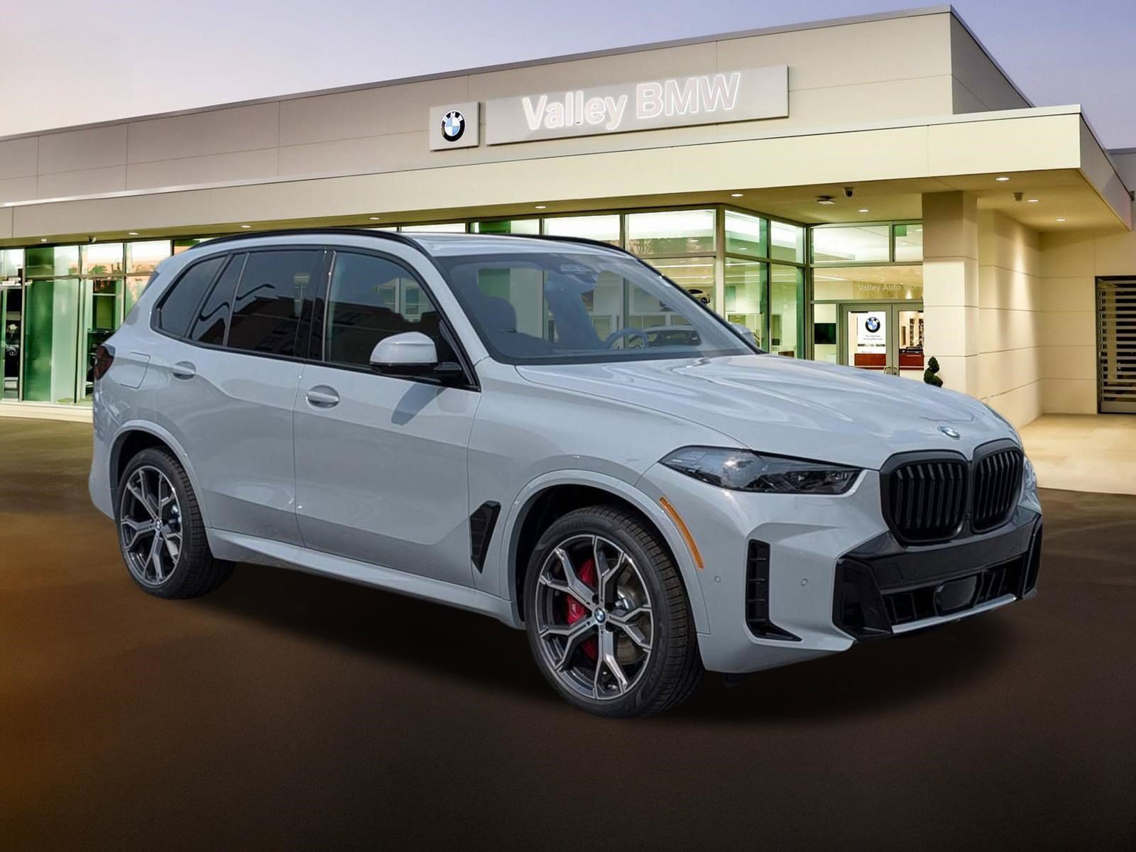 New 2026 BMW X5 xDrive40i w/ M Sport Package