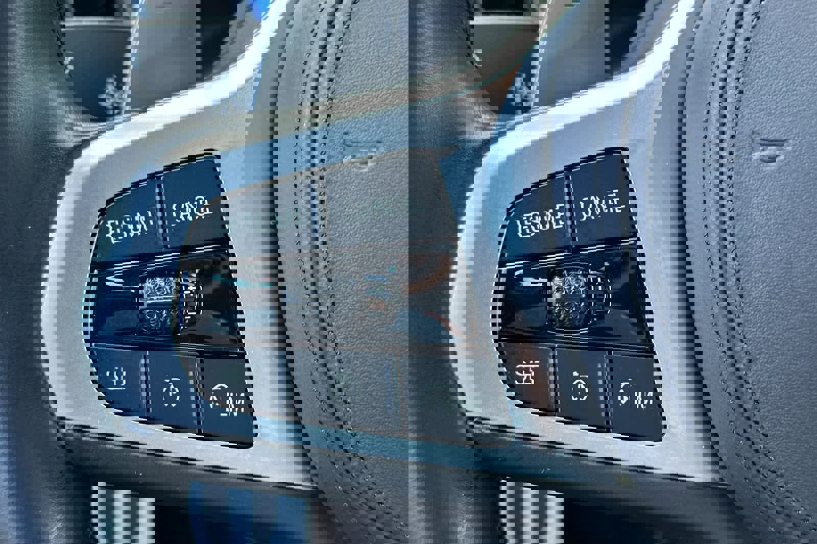 Used 2023 BMW M440i M440i w/ Premium Package image 27