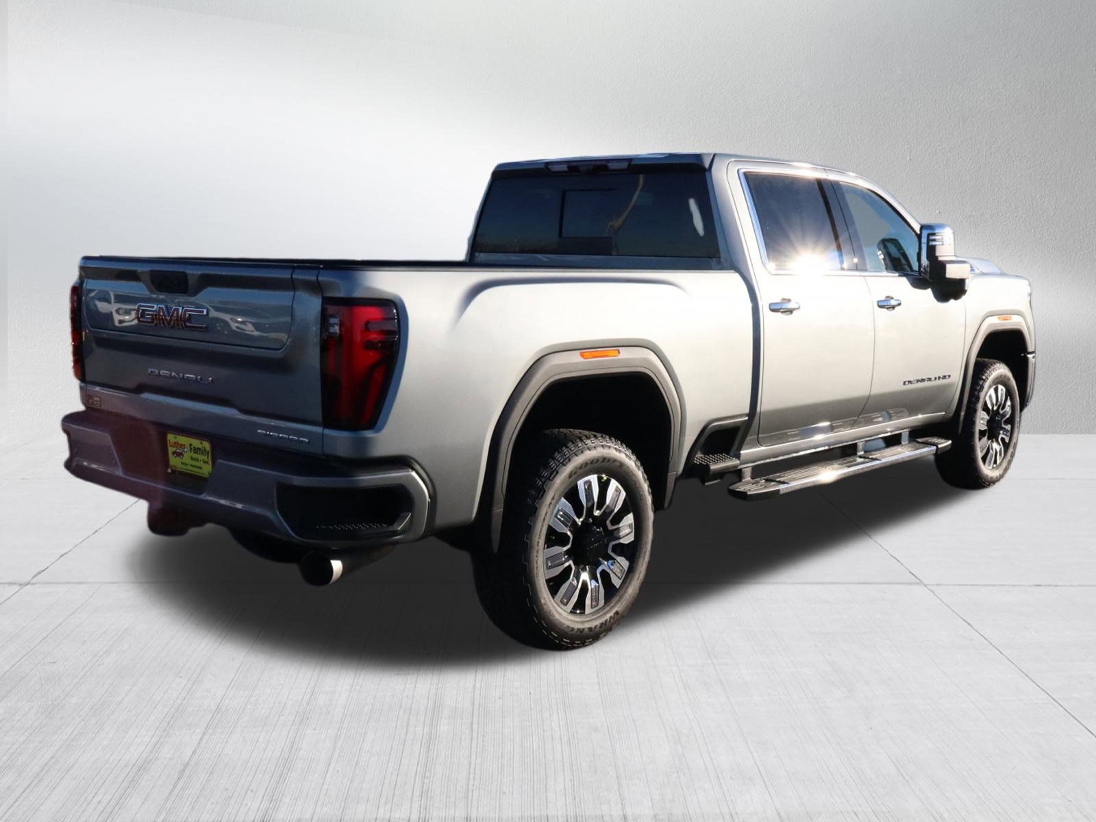 New 2026 GMC Sierra 3500 Denali w/ Denali Reserve Package image 7