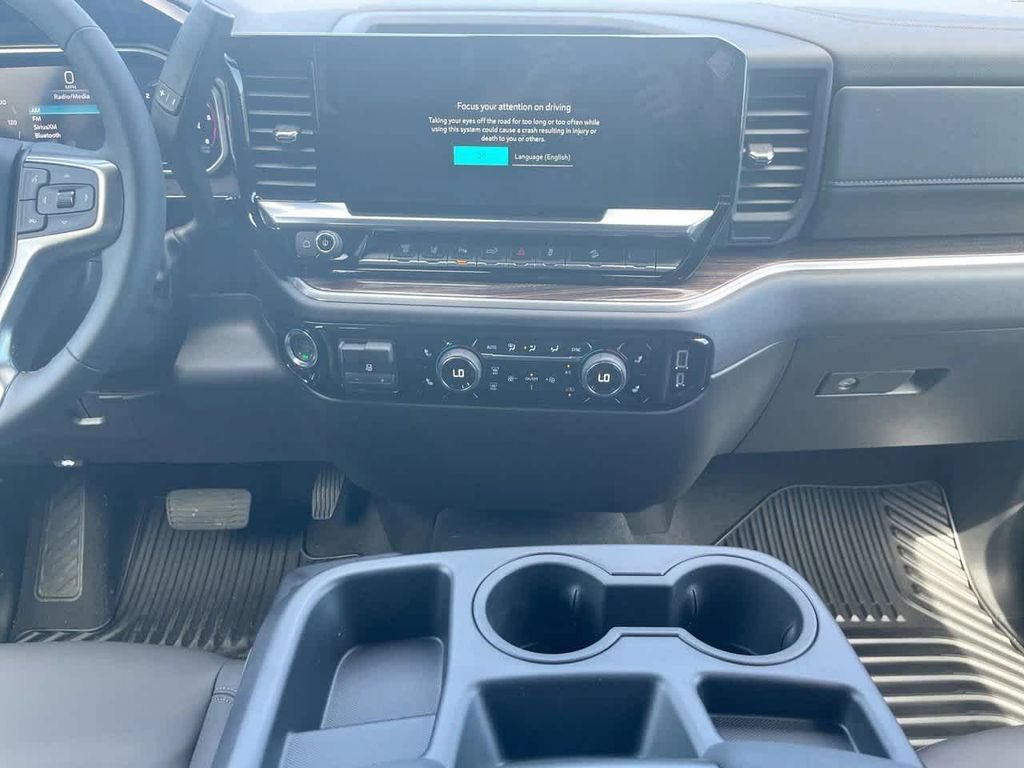New 2026 Chevrolet Silverado 3500 LT w/ All Star Edition AWD/4WD image 13