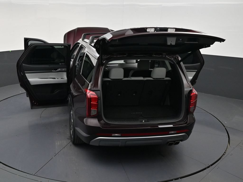 Used 2024 Hyundai Palisade SEL w/ Premium Package FWD image 32