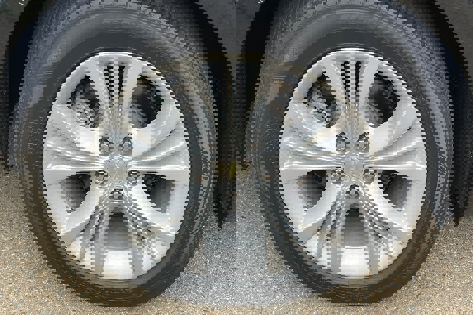 Used 2015 Chevrolet Impala LT image 14