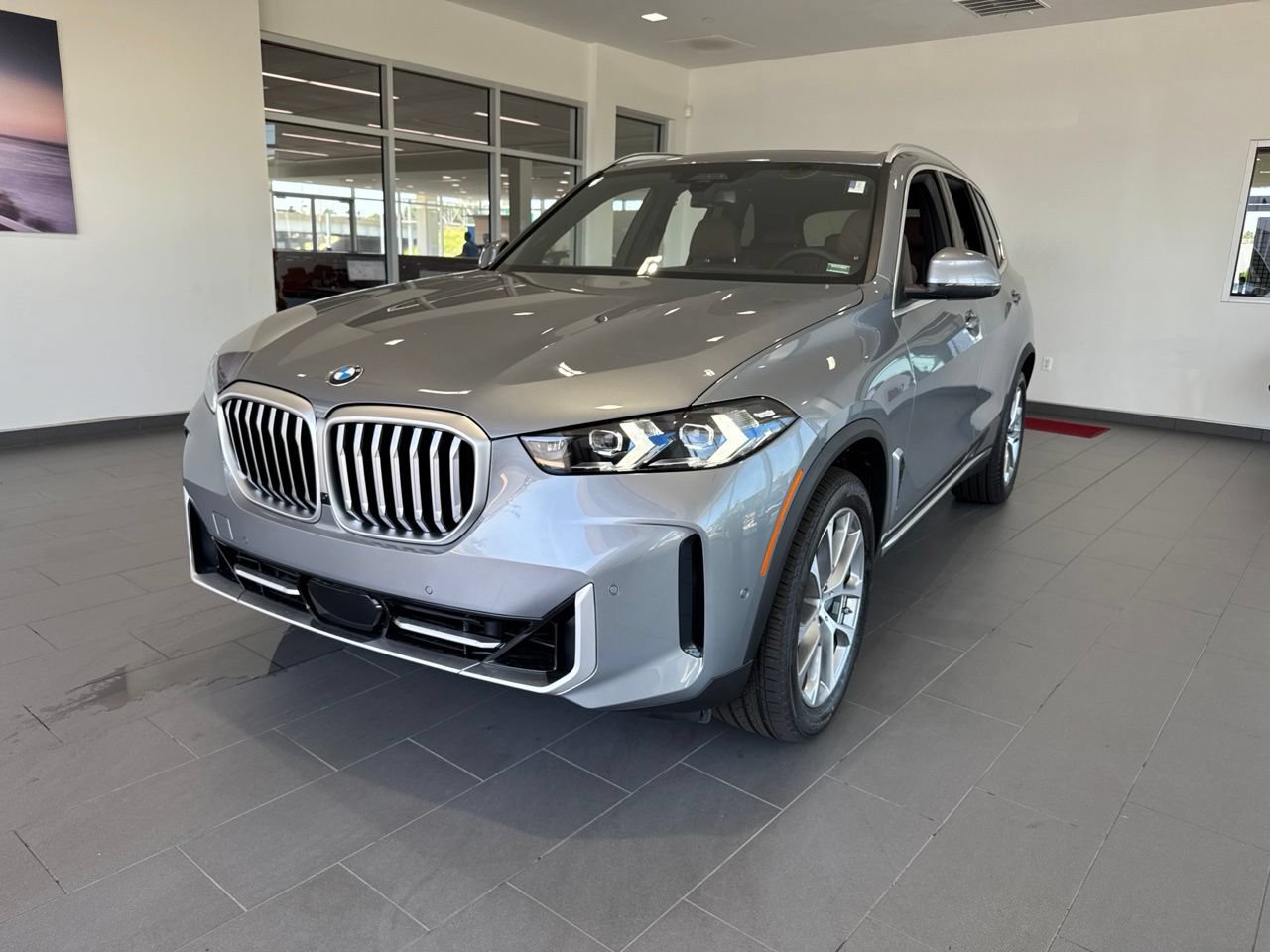 Certified 2026 BMW X5 xDrive40i AWD/4WD image 3