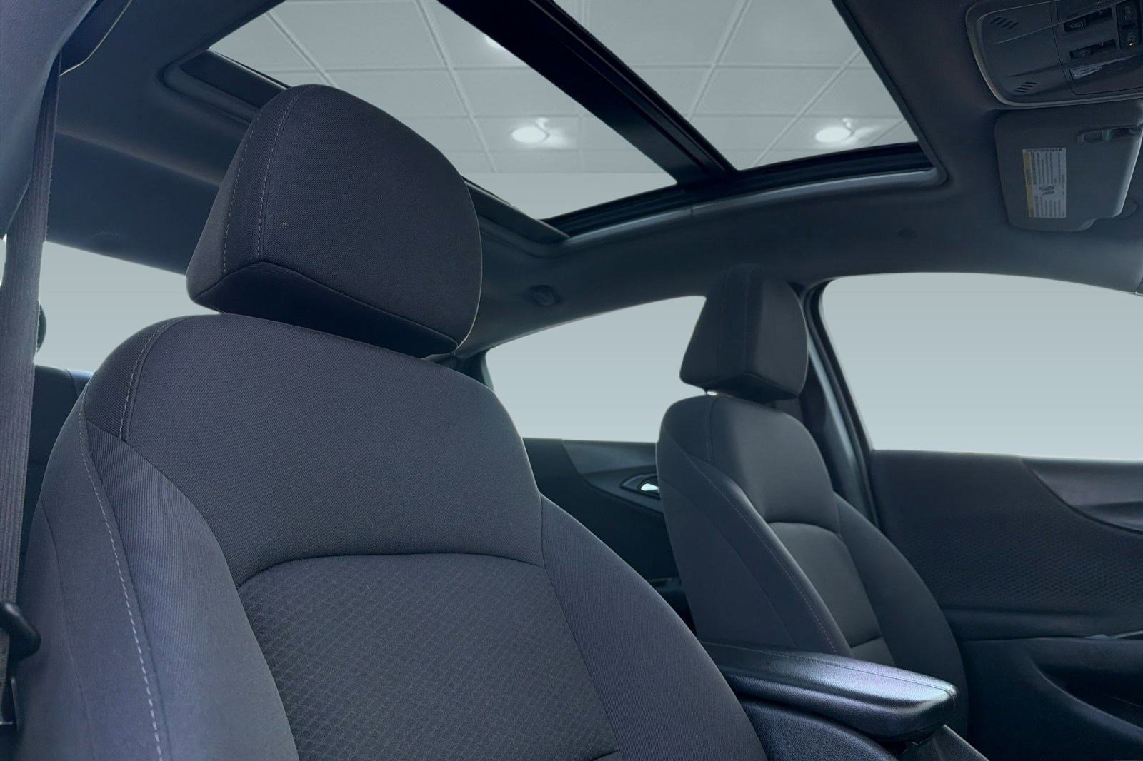 Used 2024 Chevrolet Malibu LT image 15