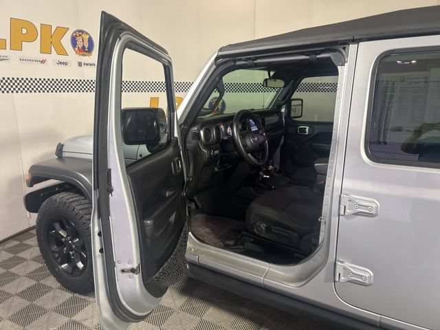 Used 2022 Jeep Wrangler Unlimited Sport AWD/4WD image 11