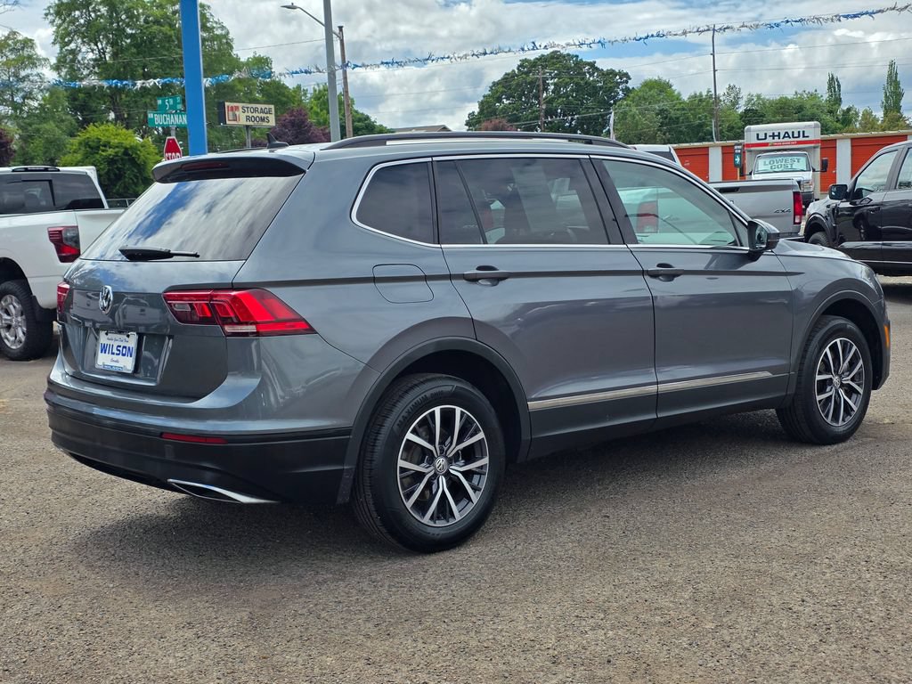 Used 2020 Volkswagen Tiguan SE FWD image 2