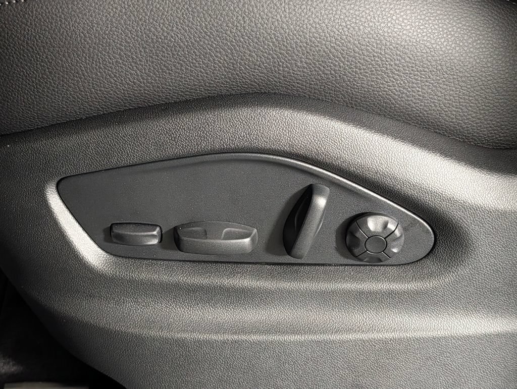 New 2026 Porsche Cayenne AWD/4WD image 29