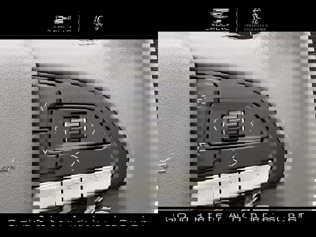 Used 2020 Cadillac XT6 Premium Luxury image 18