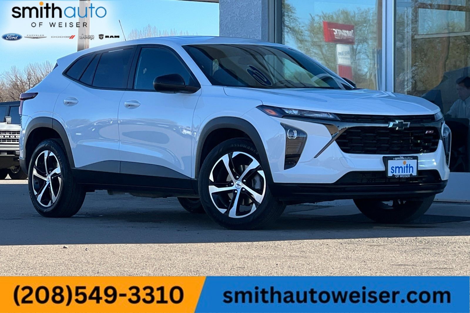 Used 2024 Chevrolet Trax RS w/ Sunroof Package image 1