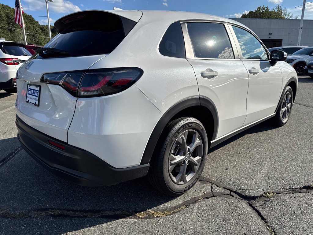 Used 2026 Honda HR-V LX image 6