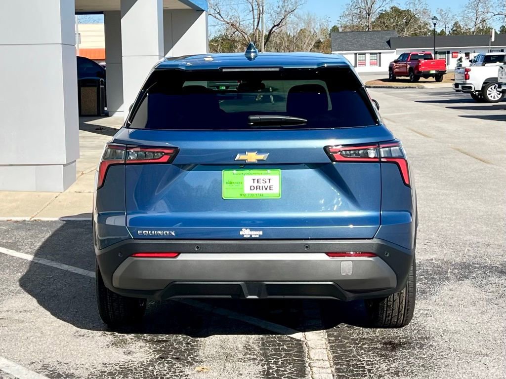 New 2026 Chevrolet Equinox LT w/ Convenience Package II image 4
