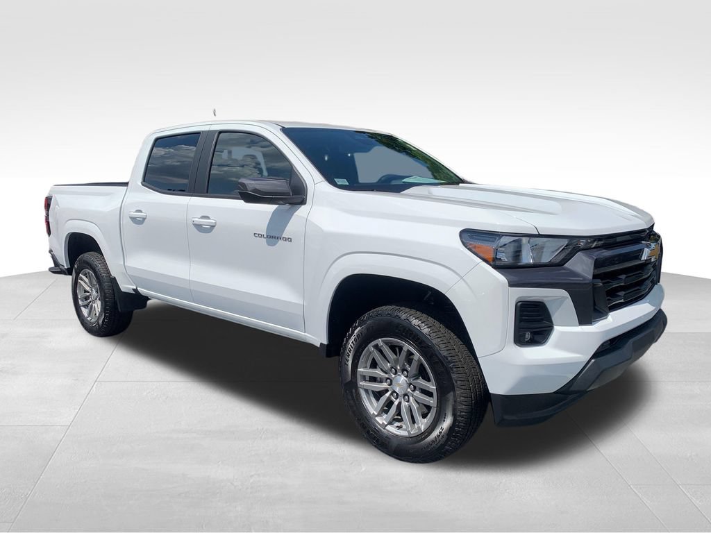 Used 2024 Chevrolet Colorado LT w/ LT Convenience Package RWD image 7