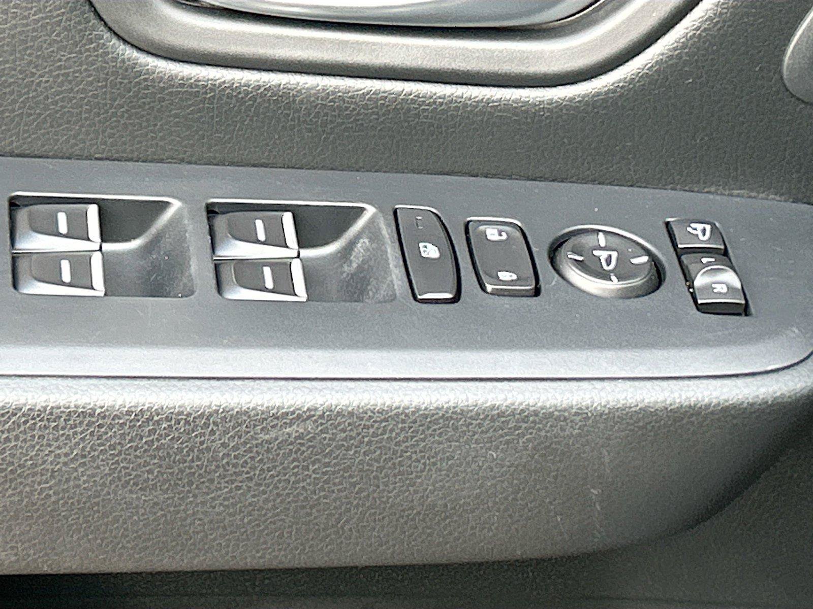 Used 2024 Honda Pilot Elite image 25