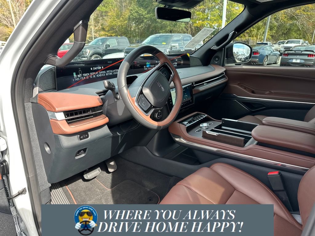 New 2026 Lincoln Navigator Reserve image 9