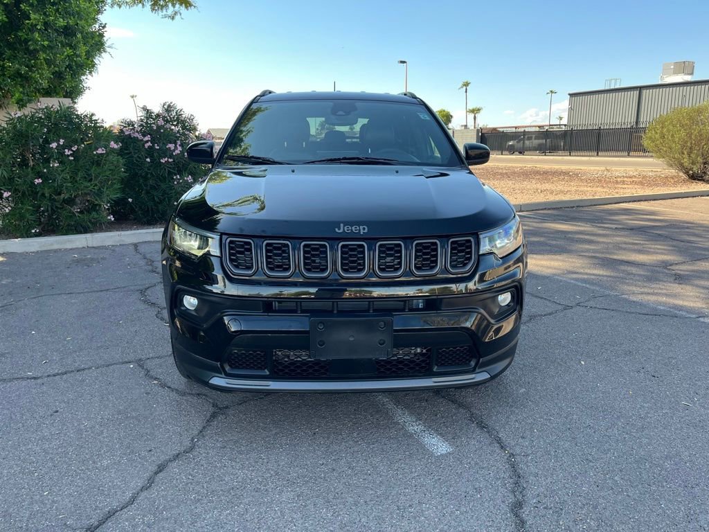 Used 2025 Jeep Compass Latitude w/ Altitude Special Edition image 3