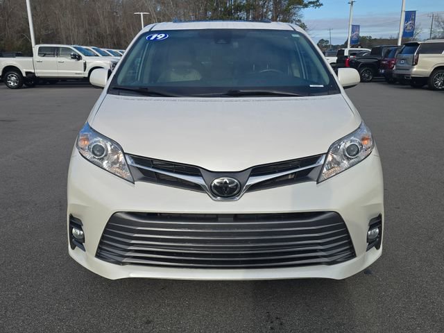 Used 2019 Toyota Sienna XLE Premium image 8