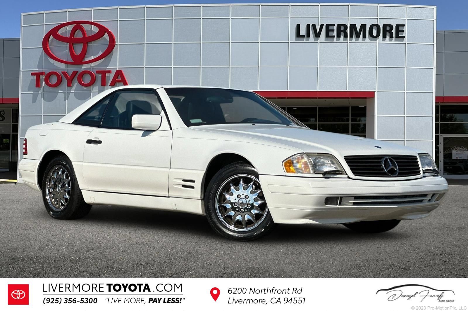 Used 1997 Mercedes-Benz SL 500 image 1