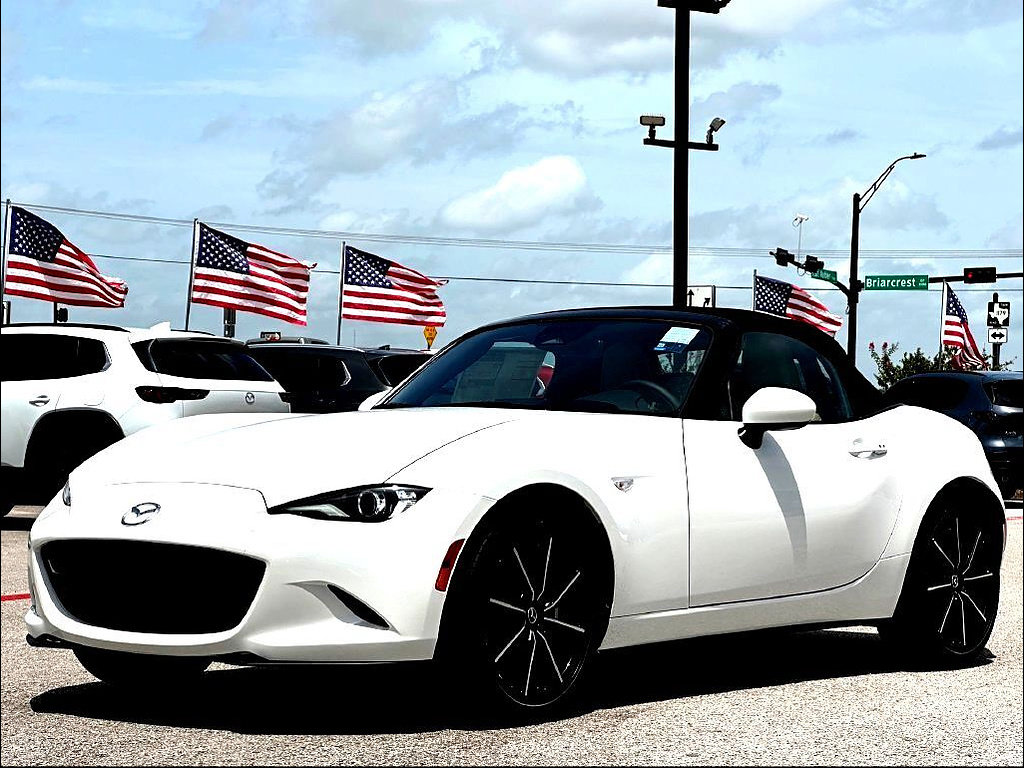 New 2026 MAZDA MX-5 Miata Grand Touring RWD image 4