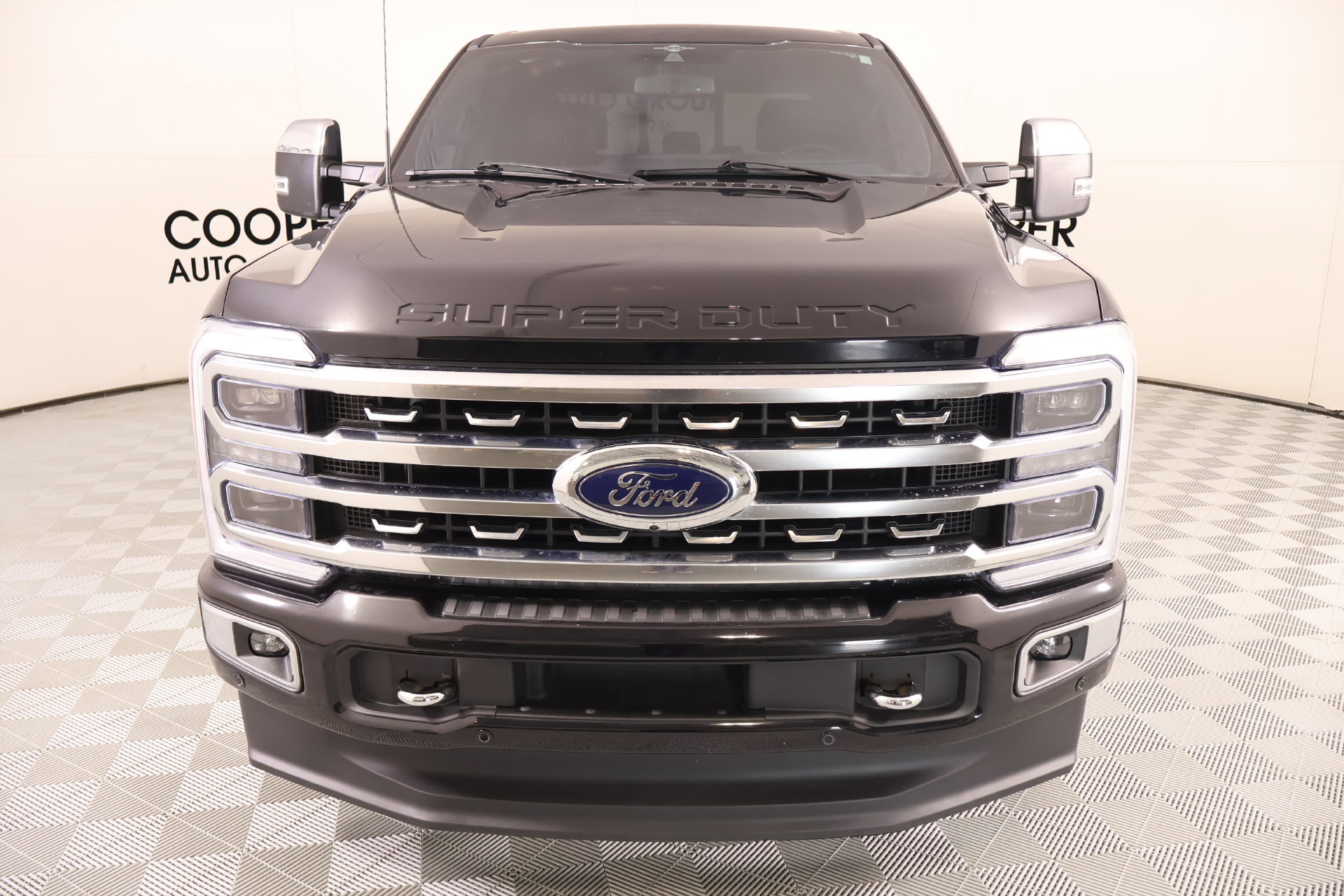 Used 2023 Ford F250 Platinum AWD/4WD image 10
