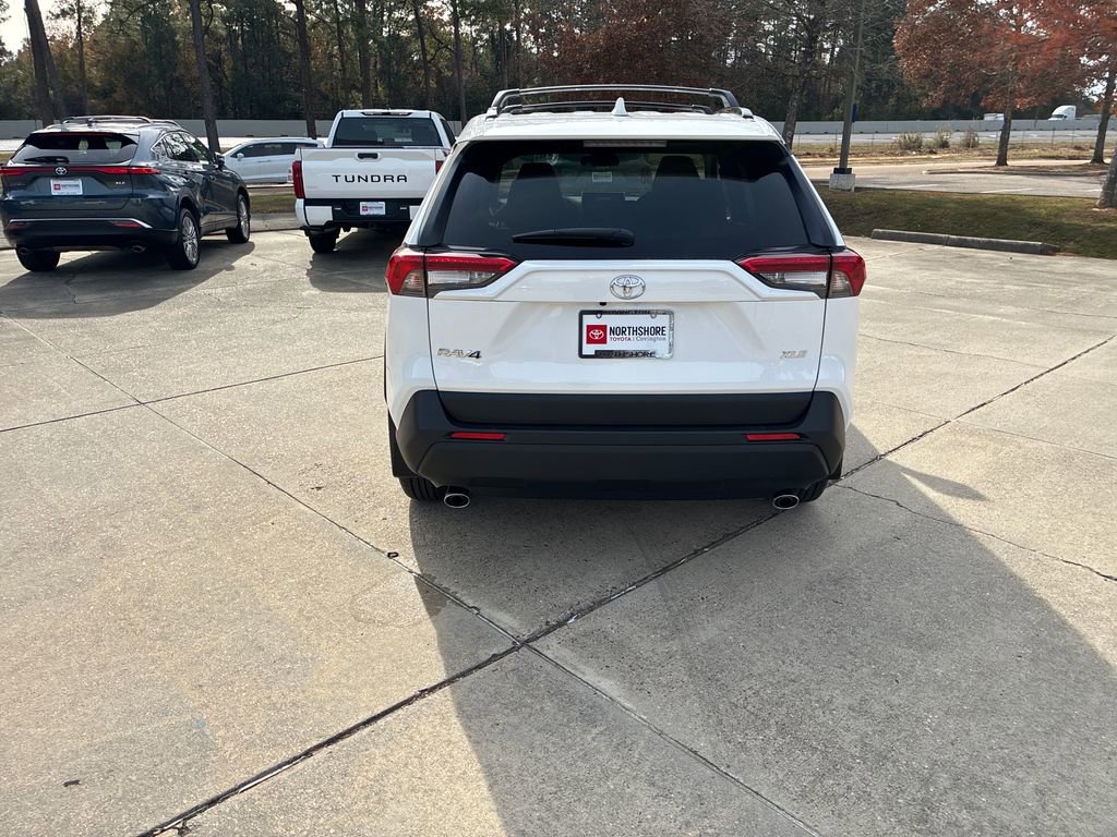 New 2025 Toyota RAV4 XLE image 5