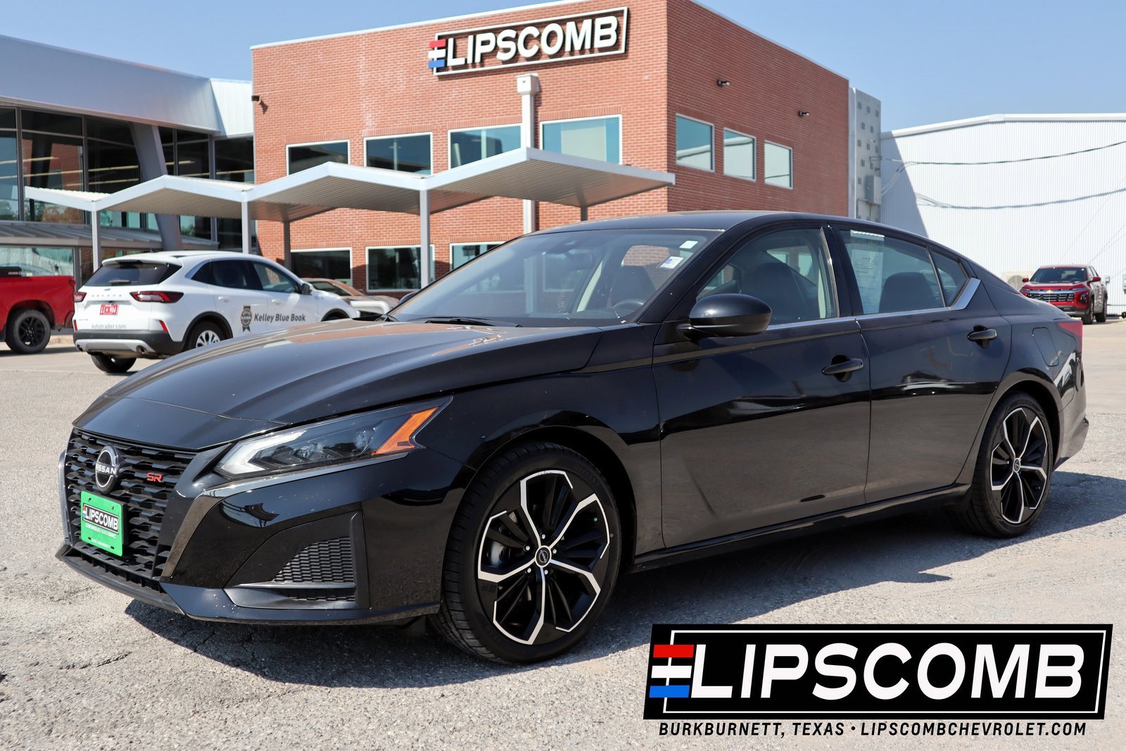 Used 2024 Nissan Altima 2.5 SR