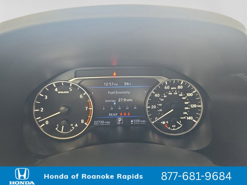Used 2025 Nissan Altima 2.5 SV FWD image 14
