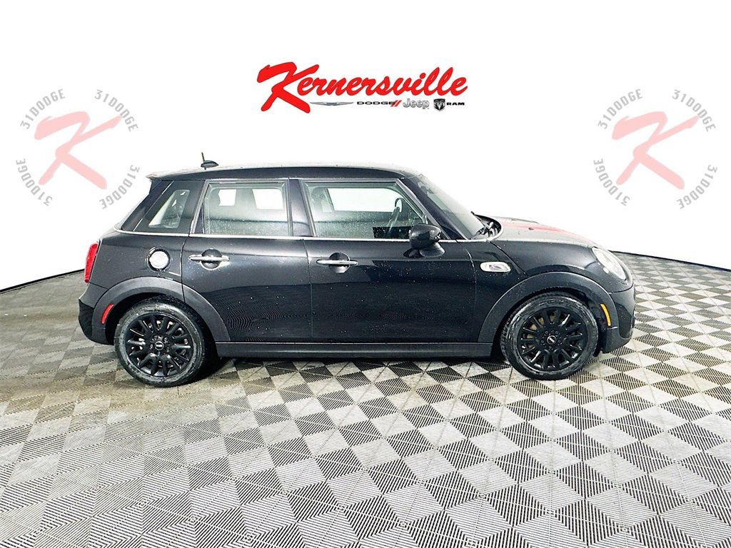 Used 2021 MINI Cooper S image 8