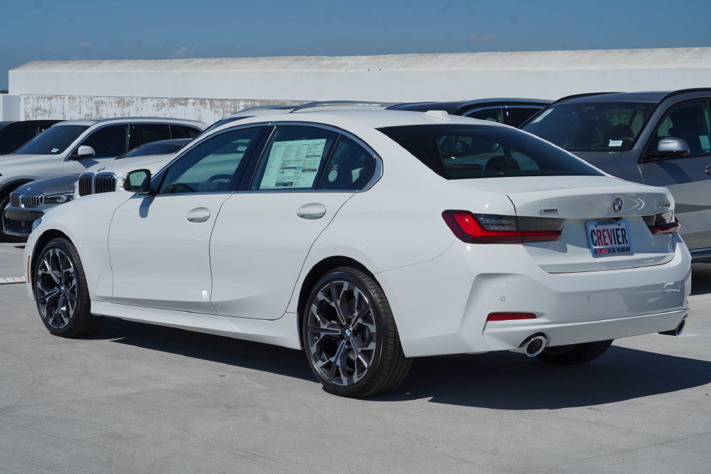 New 2026 BMW 330i xDrive Sedan w/ Convenience Package AWD/4WD image 10