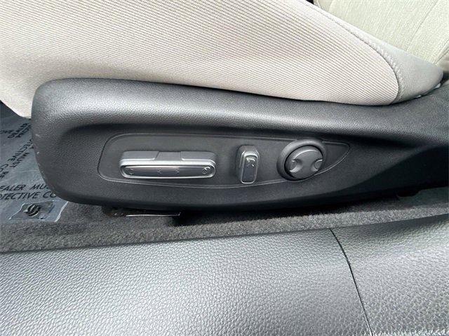 Certified 2025 Honda Accord SE image 17