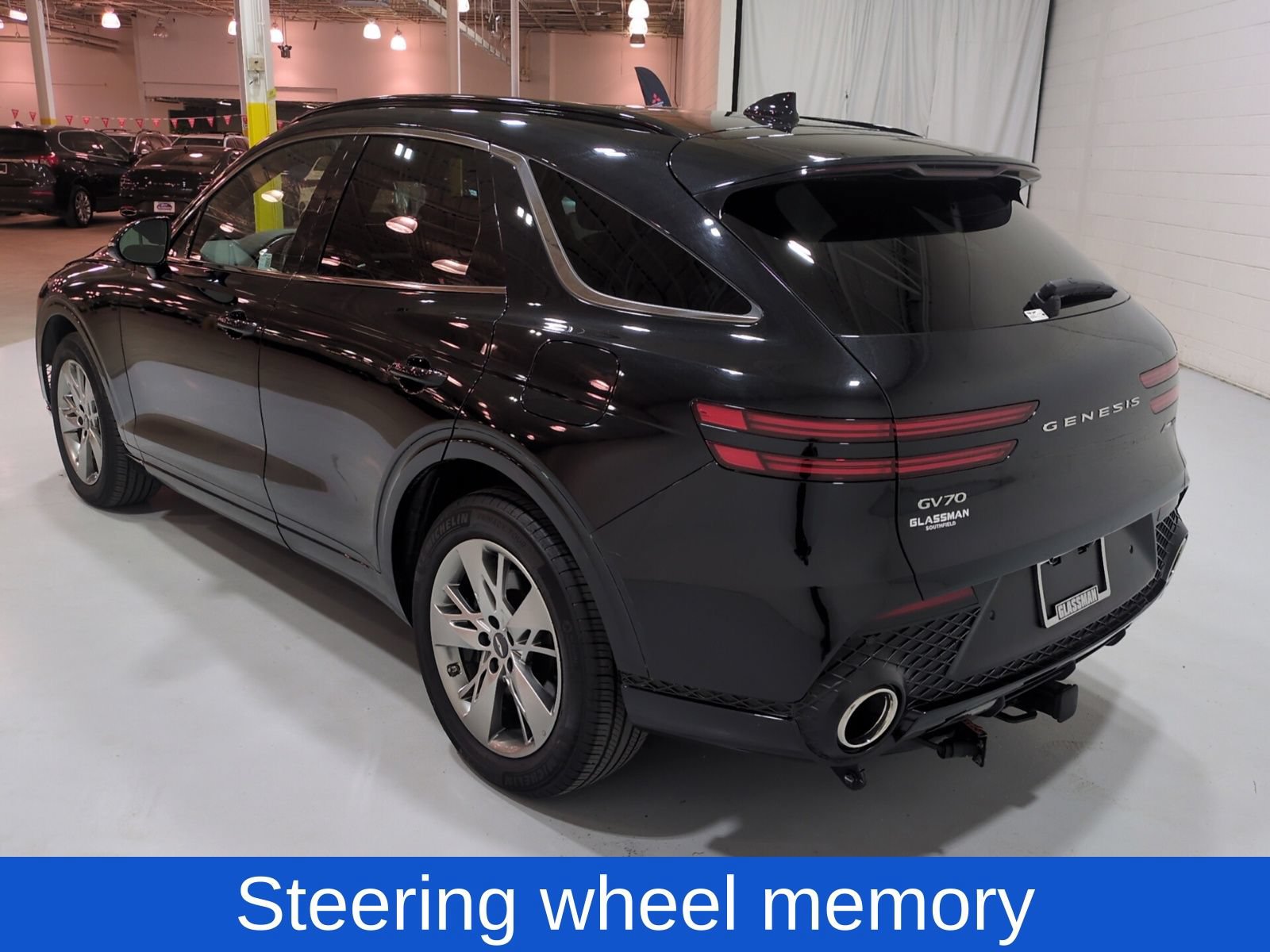 Certified 2025 Genesis GV70 3.5T Sport AWD/4WD image 5