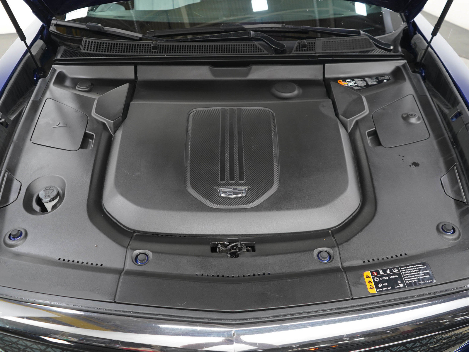Used 2024 Cadillac Lyriq Sport w/ LPO, Floor Liner Package AWD/4WD image 29