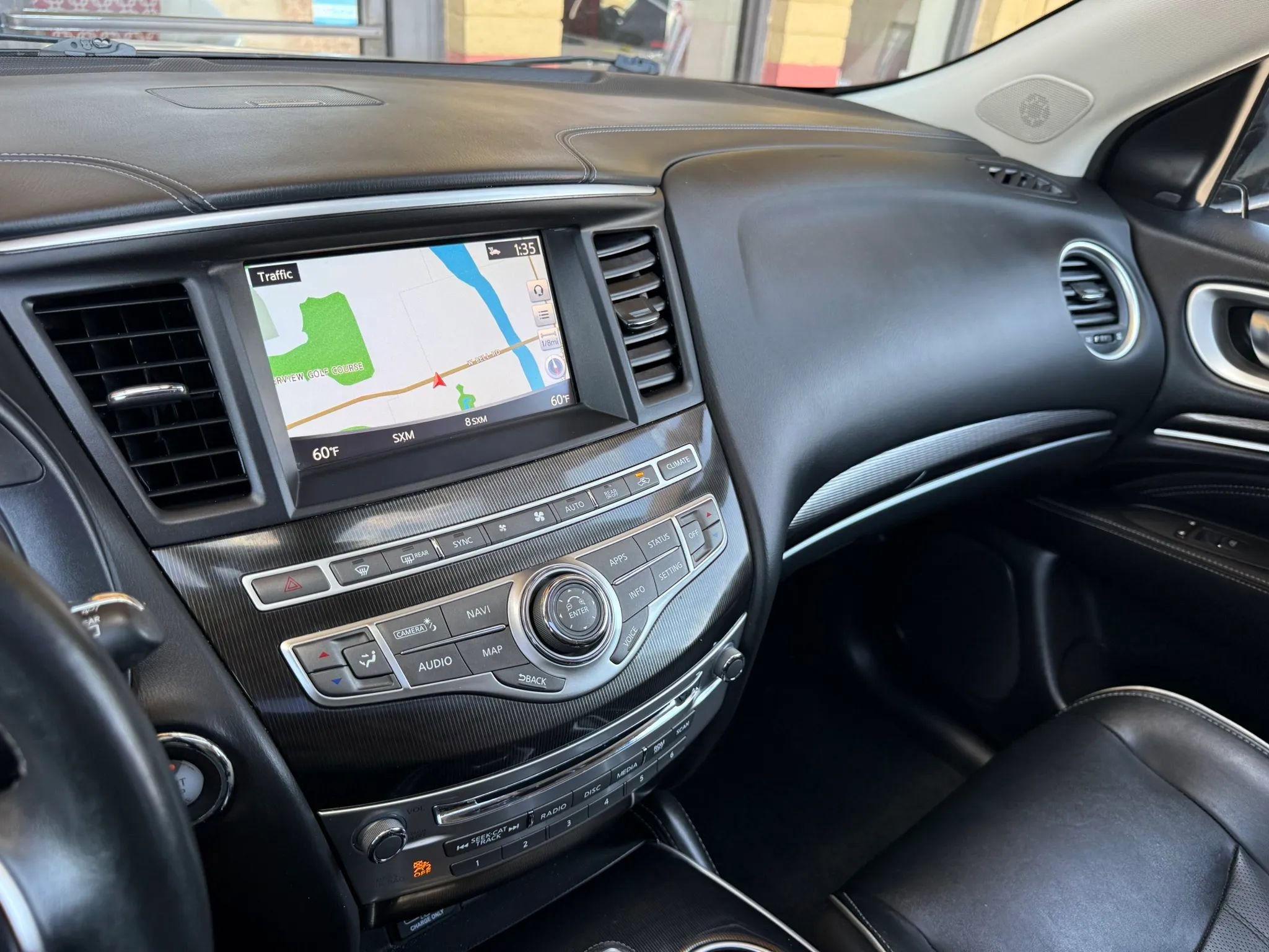 Used 2020 INFINITI QX60 Luxe w/ Essential Package FWD image 31
