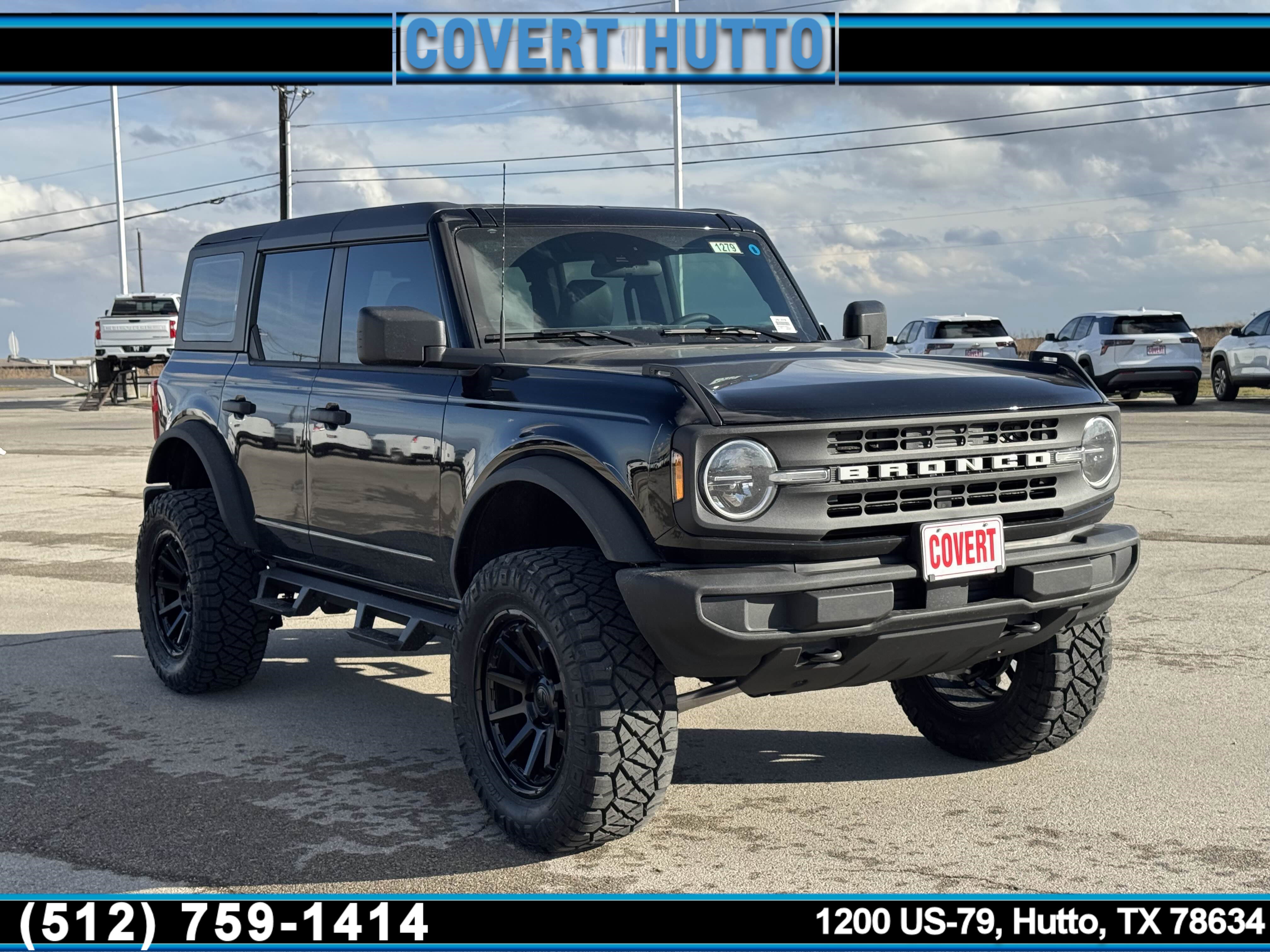 New 2025 Ford Bronco 4-Door image 4