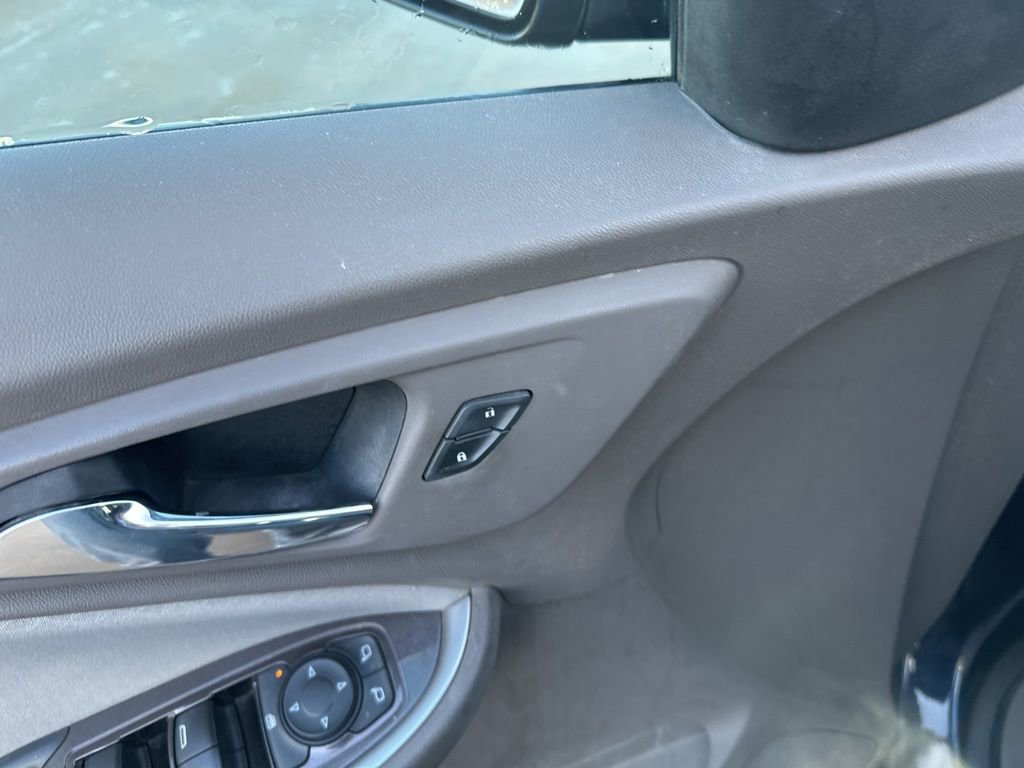 Used 2017 Chevrolet Malibu LS image 8