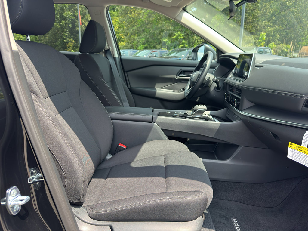 New 2026 Nissan Rogue S image 15