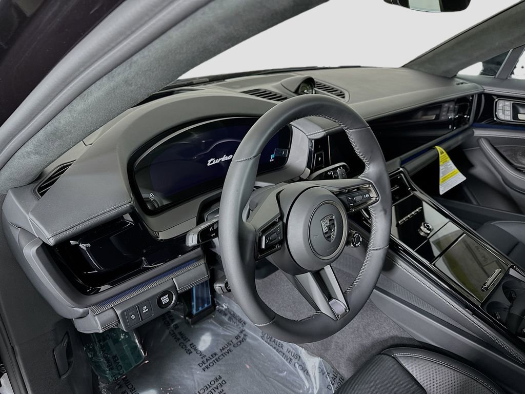 New 2026 Porsche Panamera Turbo image 4