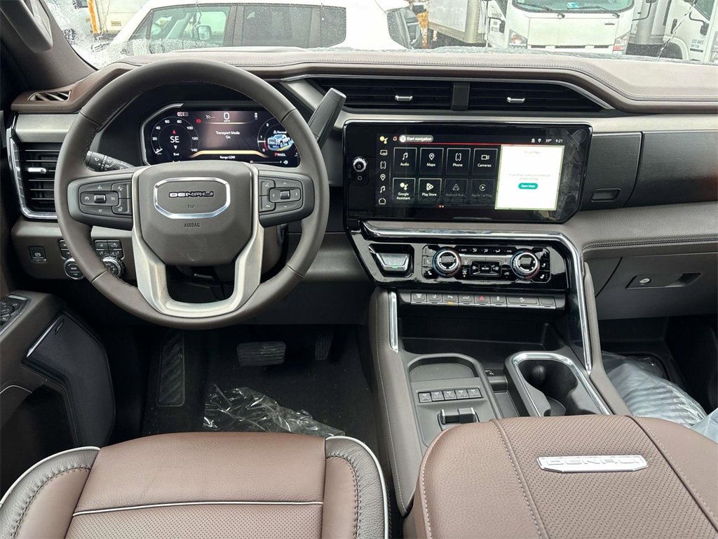 New 2026 GMC Sierra 3500 Denali w/ Denali Reserve Package image 7