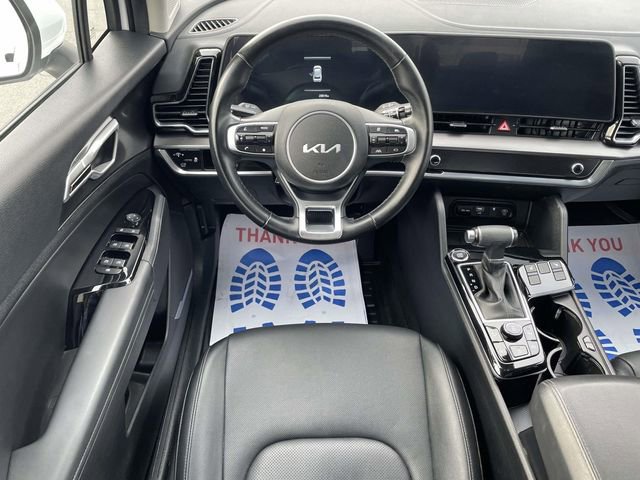 Used 2025 Kia Sportage EX w/ Premium Package image 12